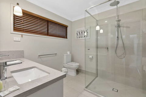 Sundance Pet Friendly Beach House In Peregian! 59 Lorikeet Drive - Tourism Adelaide 5