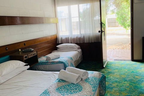 The Caledonian Hotel Motel - Tourism Adelaide 6