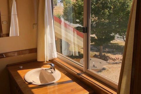 Alpine Stag Lodge Unit 1 - Tourism Adelaide 7