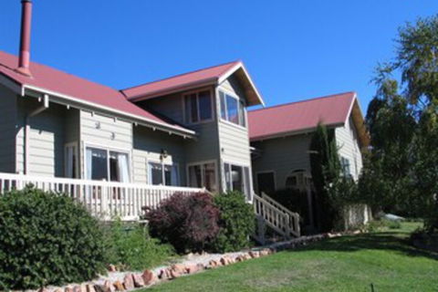 Alpine Stag Lodge Unit 2 - Tourism Adelaide 0
