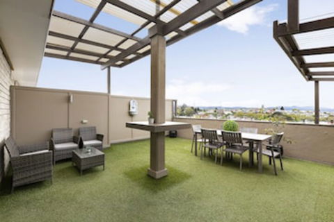 Regent Park - Tourism Adelaide 0