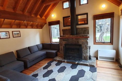 SNOWED INN Apartment - Tourism Adelaide 3