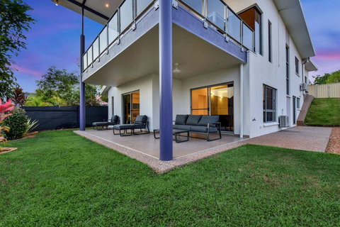 Darwin City Lights Jacuzzi - Tourism Adelaide 1