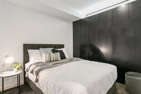 GRATTAN A Premier Location & Modern Space - Tourism Adelaide 2