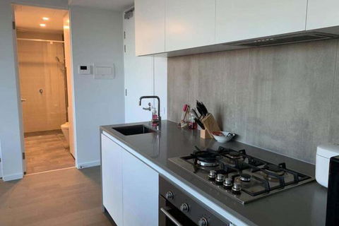 Avant Garde Living In The Heart Of The City - Tourism Adelaide 3