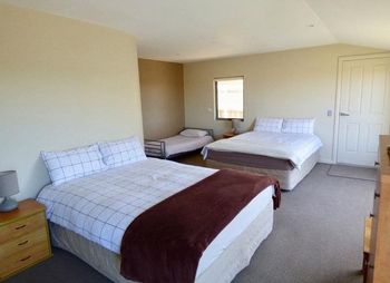Swan Cottage - Tourism Adelaide 5