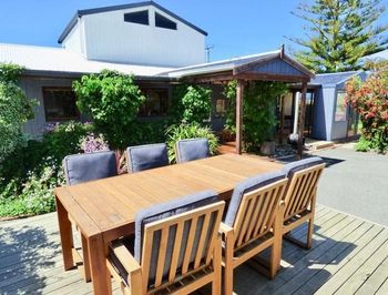 Swan Cottage - Tourism Adelaide 3