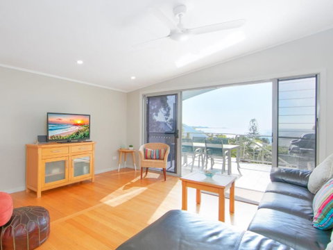 Angourie Blue 1 Great Ocean Views Surfing Beaches - Tourism Adelaide 2