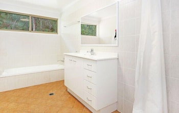 Orchid Beach Apartments - Tourism Adelaide 3