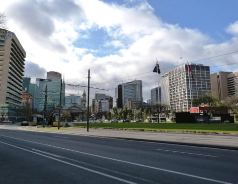 Shingos Backpackers - Tourism Adelaide 2