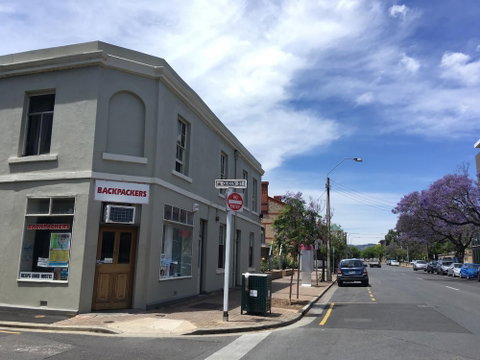 Shingos Backpackers - Tourism Adelaide 0