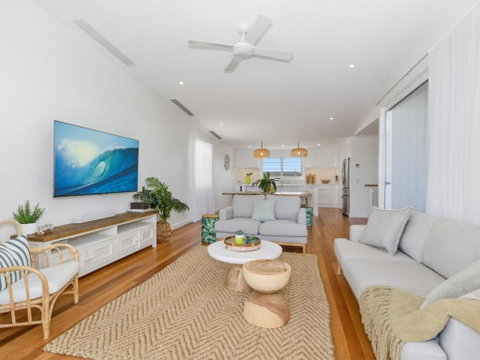 KINGY BEACH HOUSE At 162 - Tourism Adelaide 3