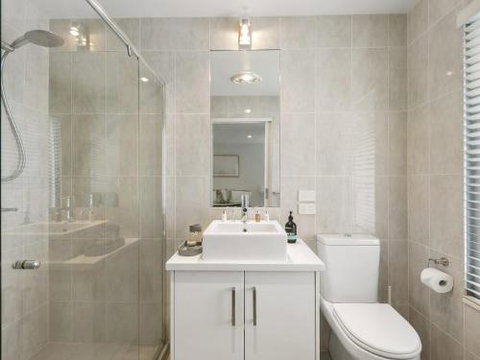 LOUTTIT BAY APARTMENT 2 Main Street With Wifi & Views - Tourism Adelaide 2