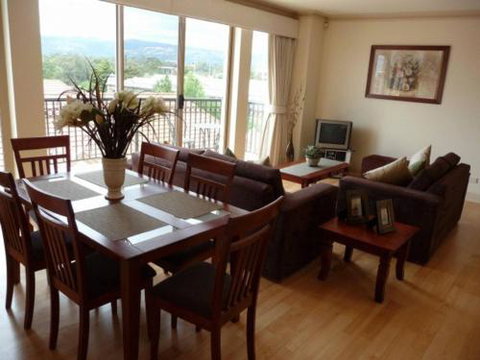 City Escape 3 Bedroom East End Of Adelaide - Tourism Adelaide 0
