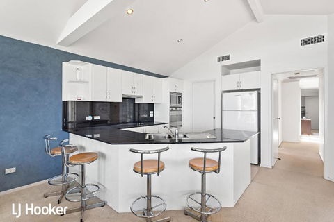 Absolute Waterfront At Anna Bay - Tourism Adelaide 4