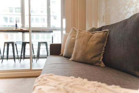 Infinity On Morphett In The Heart Of The Cbd Wifi Nespresso Netflix - Tourism Adelaide 4