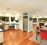 River Breeze 60 Wooli Street Yamba. Linen Unlimited Wi Fi Just listed. - Tourism Adelaide