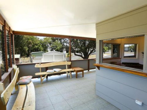 River Breeze 60 Wooli Street Yamba. Linen Unlimited Wi Fi Just Listed. - Tourism Adelaide 4