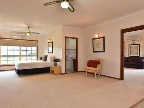 Wine Country Homestead 1br Studio - Tourism Adelaide 0