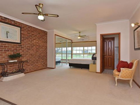 Wine Country Homestead 1br Studio - Tourism Adelaide 3