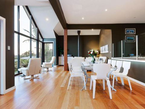 Venabu On Garuwa 20 Garuwa Street Spectacular House With Fabulous Views - Tourism Adelaide 6