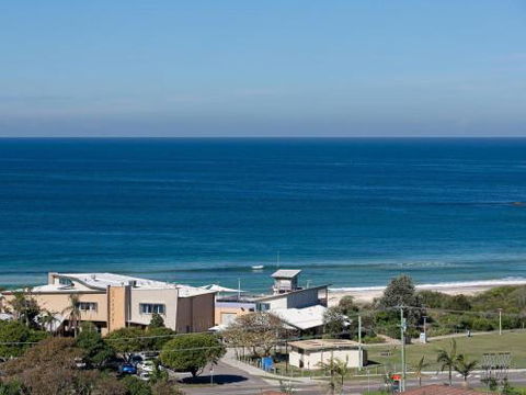 Venabu On Garuwa 20 Garuwa Street Spectacular House With Fabulous Views - Tourism Adelaide 2