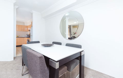 DD Apartments Darling Harbour - Tourism Adelaide 4