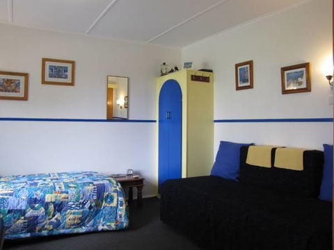Naracoopa Holiday Cottages - Tourism Adelaide 3