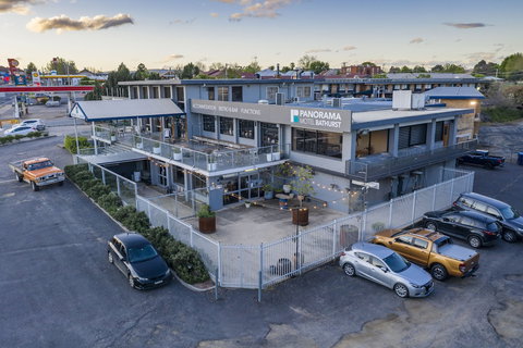 Panorama Bathurst - Tourism Adelaide 0