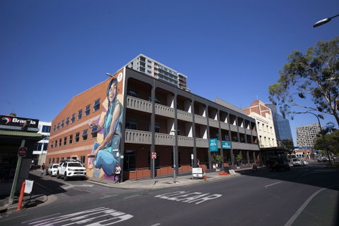 Adelaide Central YHA - Hostel - Tourism Adelaide 0