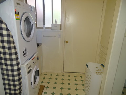 Beachwalk Cottage - Tourism Adelaide 1