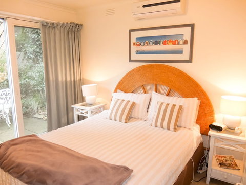 Beachwalk Cottage - Tourism Adelaide 0