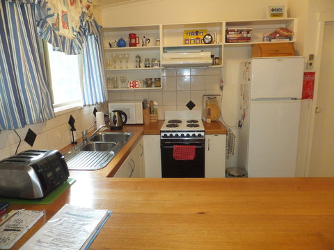 Beachwalk Cottage - Tourism Adelaide 2