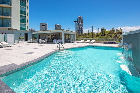 The Waterford On Main Beach - Tourism Adelaide 3