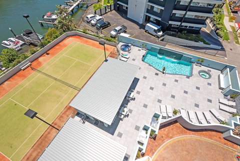 The Waterford On Main Beach - Tourism Adelaide 5