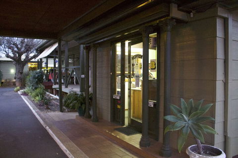 Lake Forbes Motel - Tourism Adelaide 1