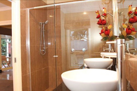 3 Kings Bed And Breakfast - Tourism Adelaide 4