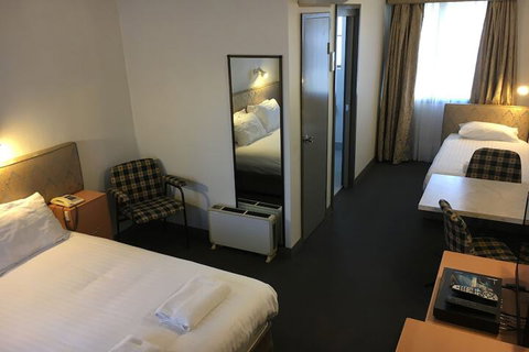 Spa Village Travel Inn - Tourism Adelaide 3