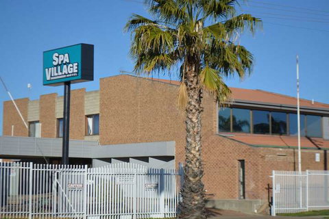 Spa Village Travel Inn - Tourism Adelaide 1