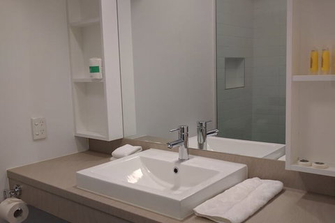 RMIT Village House - Tourism Adelaide 4