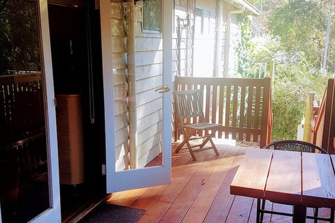 Adamsons Riverside Accommodation - Tourism Adelaide 7