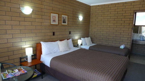 Rippleside Park Motor Inn - Tourism Adelaide 4