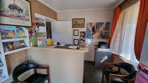 Lone Pine Motel - Corowa - Tourism Adelaide 3