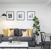 CANBERRA CHIC-Hosted by L'Abode - Tourism Adelaide