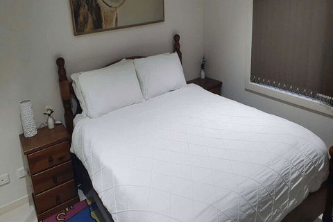 1 BDR Sea Side Guesthouse - Tourism Adelaide 3