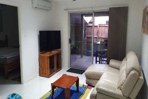1 BDR Sea Side Guesthouse - Tourism Adelaide 4
