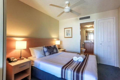 Beachfront Mooloolaba Apartment - Tourism Adelaide 6