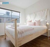 109Cozy Cranbourne Family House5Bed2Bath2Parking - Tourism Adelaide