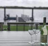 Quiet River Front Escape Walk to Ocean Street  Shops - Tourism Adelaide