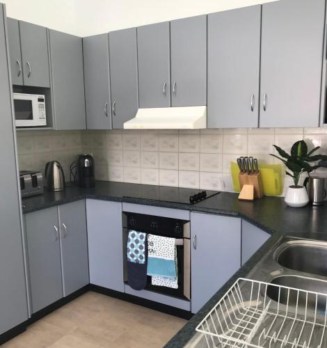 11 Anchovy Street Tin Can Bay Summer Haven Coastal Retreat - Tourism Adelaide 1